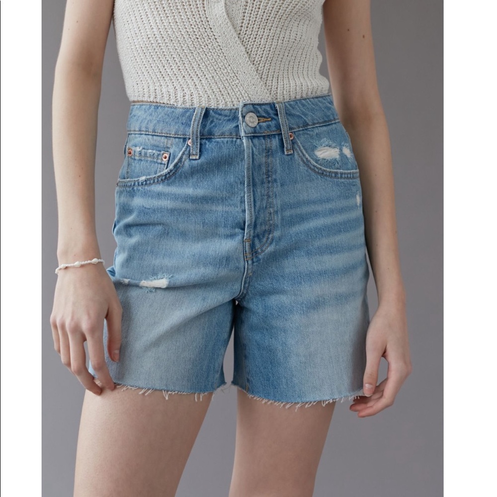 NWT UO ‘90s Long Denim Shorts